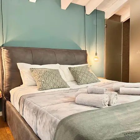 Apartment Luxury Industrial Vicino Al Centro Con Garage Brescia